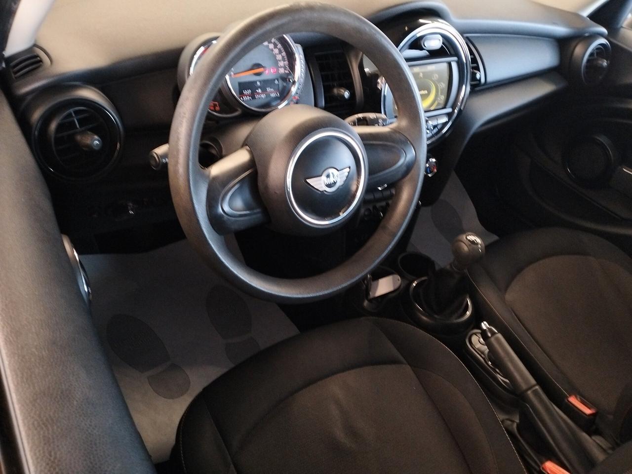 Mini 1.2 One 75 CV 5 porte - NEOPATENTATI