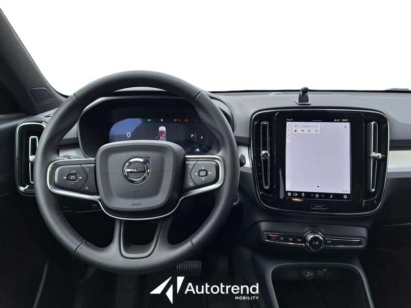 Volvo XC40 B3 163+14 CV Automatico LED Core