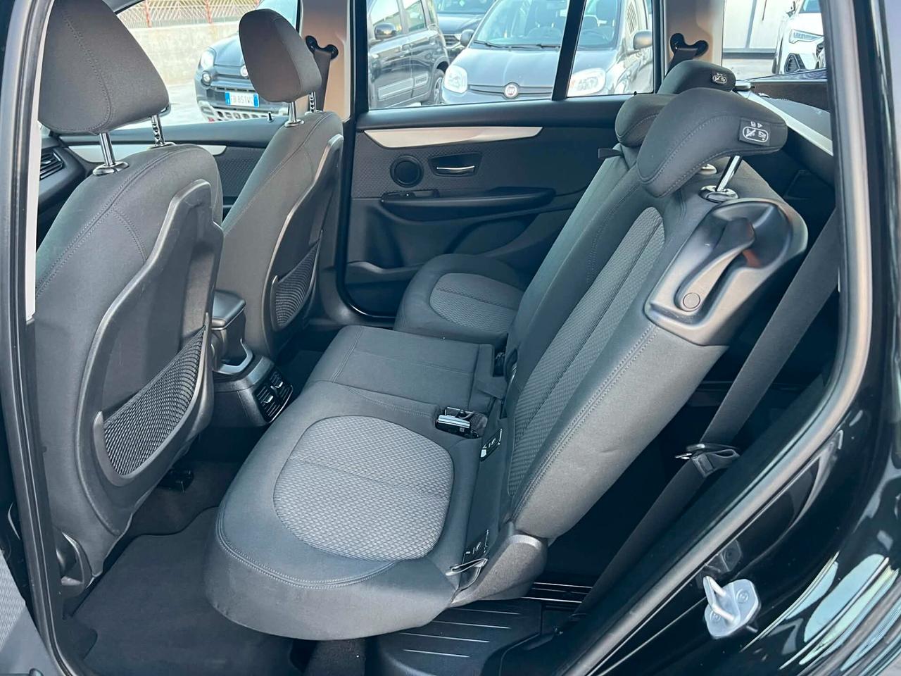 Bmw Serie 2 Gran Tourer -7 POSTI-