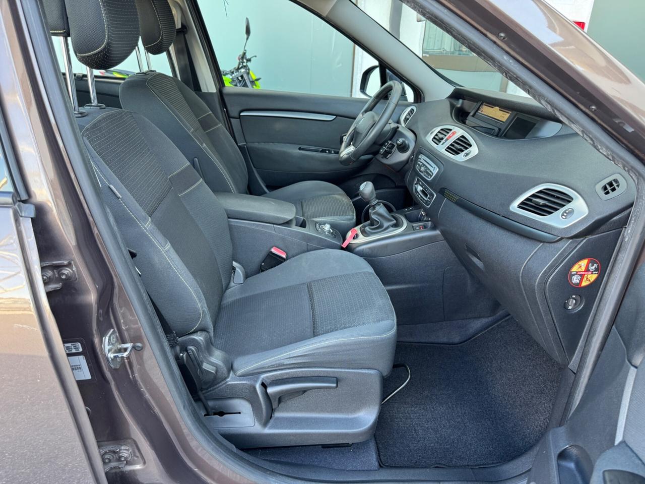 Renault Scenic X-Mod 1.5 dCi 110CV Luxe