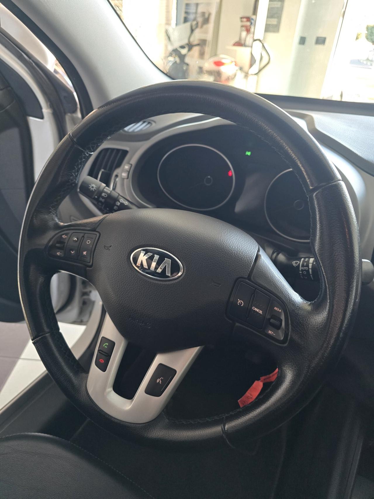 Kia Sportage 1.7 CRDI VGT 2WD high tech