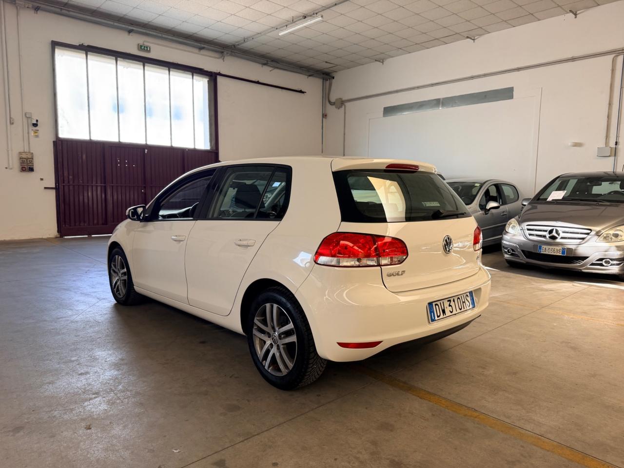 Volkswagen Golf 1.6 5p. Comfortline