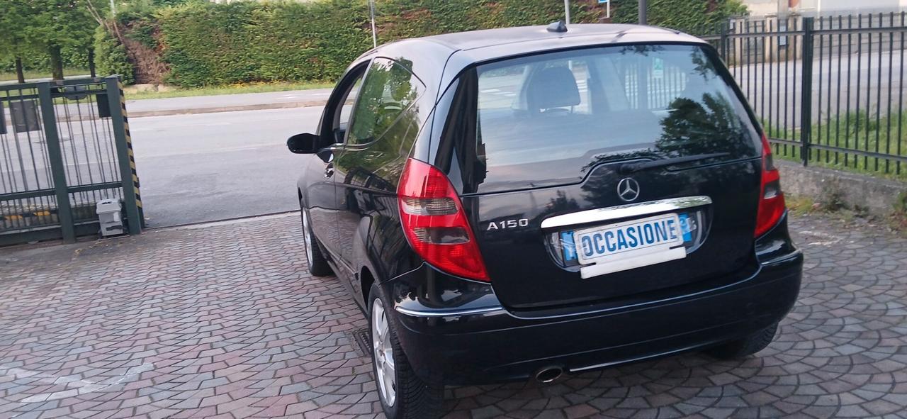 Mercedes A 150 benzina neopatentati