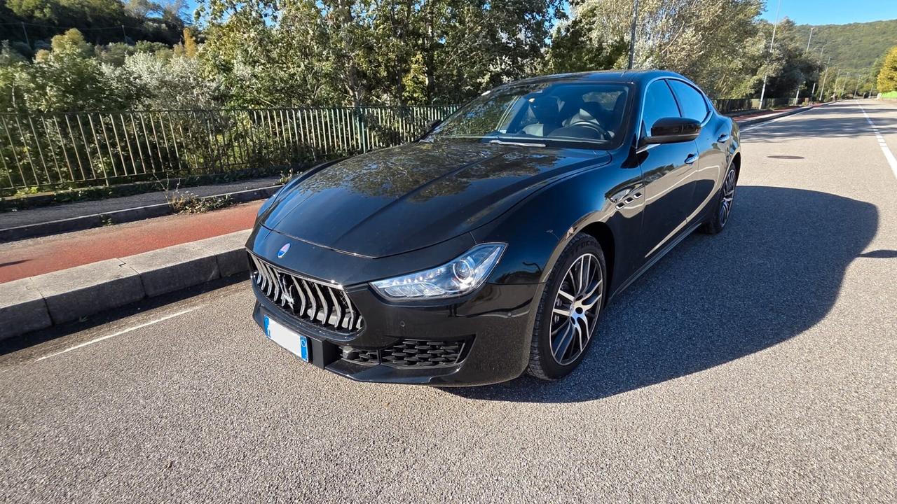 Maserati Ghibli V6 Diesel 275 CV Nerissimo Edition