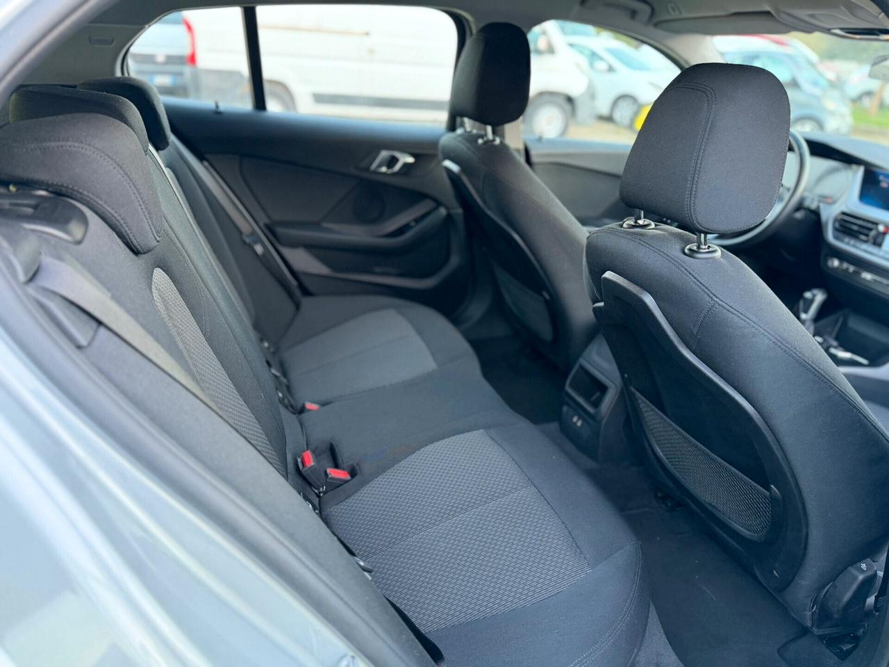 Bmw 116 116d 5p. Advantage