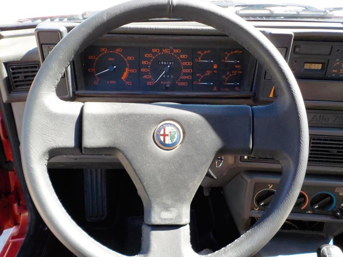 Alfa Romeo 75 1.8i turbo America