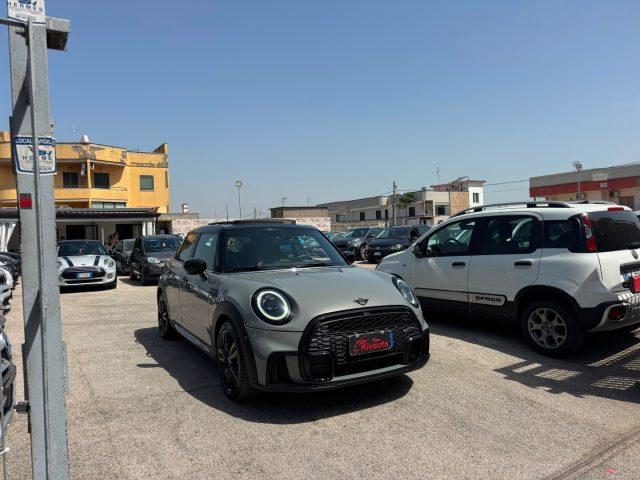 MINI Cooper 1.5 Cooper JCW 5 porte Automatico