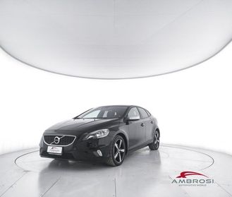 VOLVO V40 D2 R-design Kinetic - PER OPERATORI DEL SETTORE