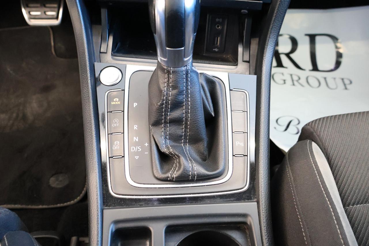 Volkswagen Golf R 2.0 DSG 5p.