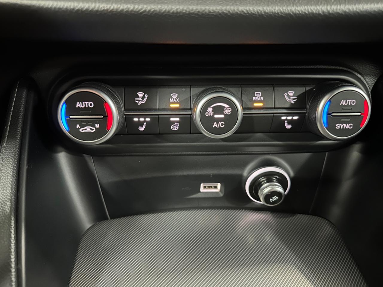 Alfa Romeo Stelvio 2.2 MJT 210 CV AT8 Q4 Veloce 2022
