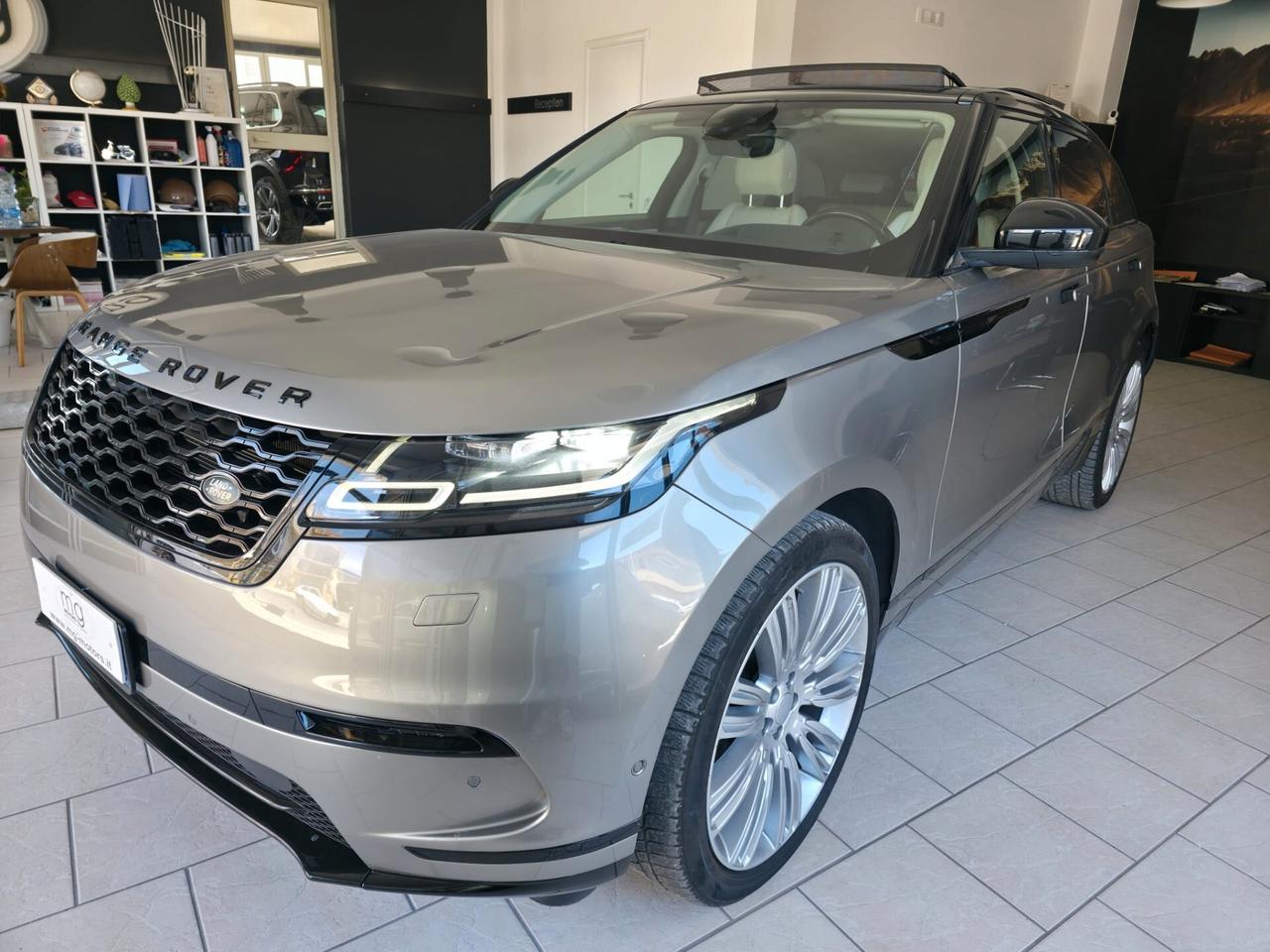 Land Rover Range Velar 3.0D V6 300 CV R-Dynamic HSE