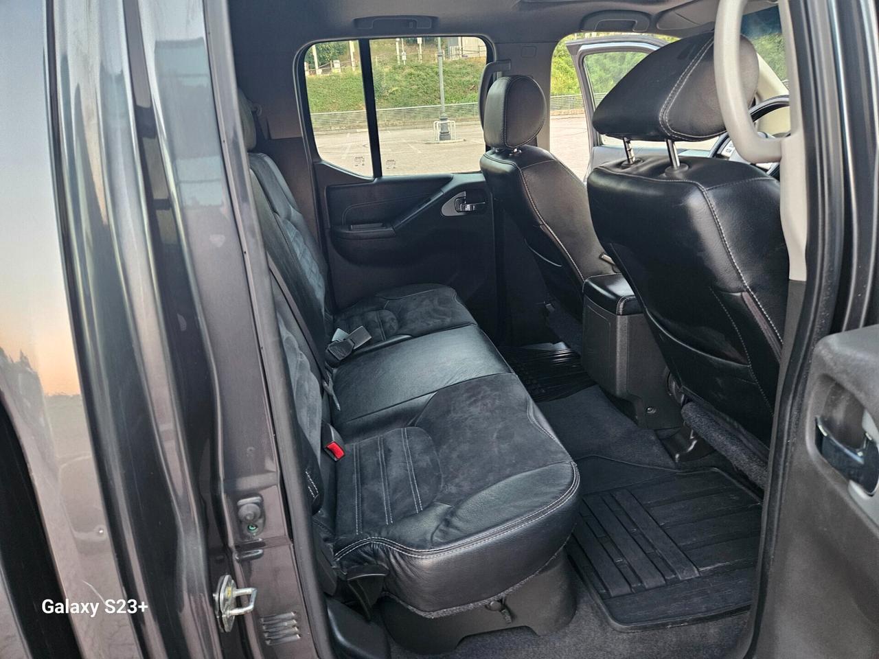 Nissan Navara 2.5 dCi 190CV 4 porte Double Cab Sport