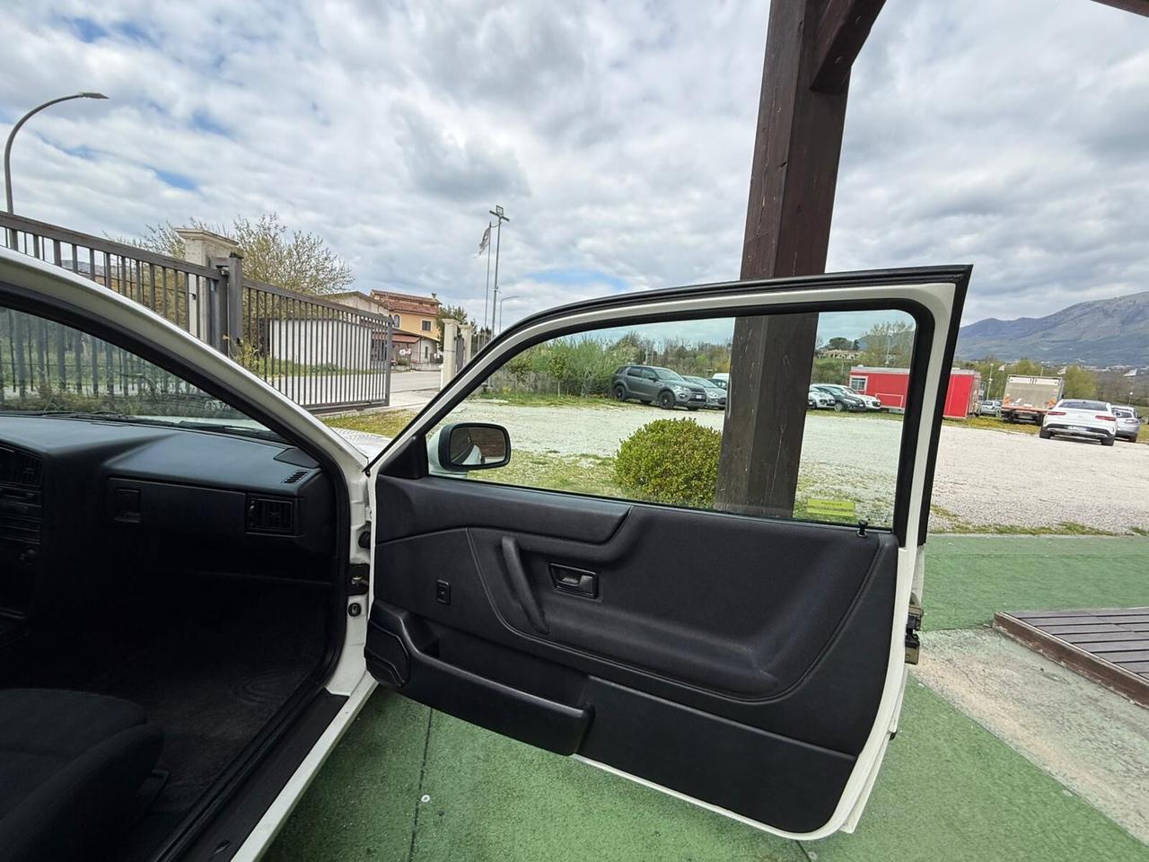 VOLKSWAGEN CORRADO