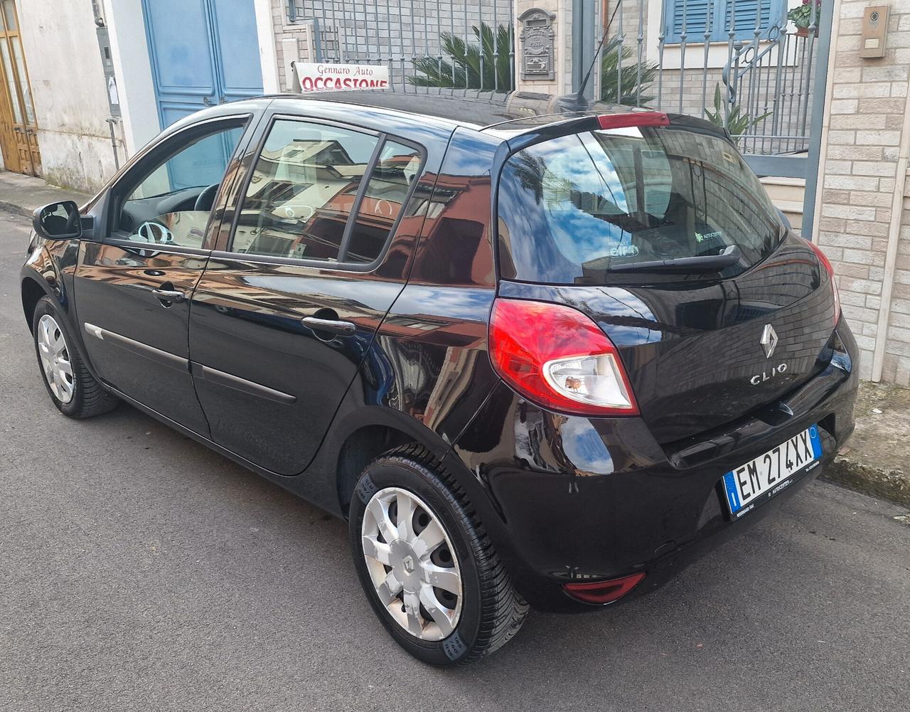 Renault Clio 1.2 16V 5 porte Dynamique