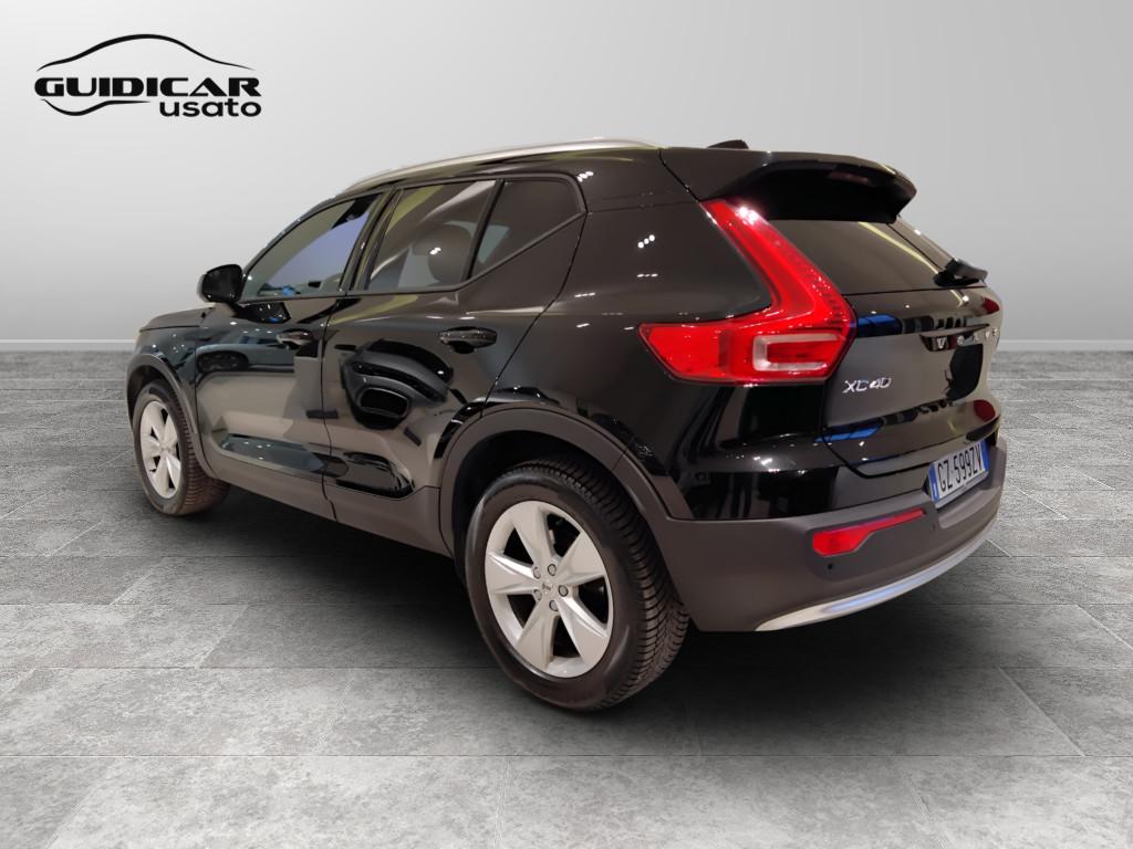 VOLVO XC40 2023 - XC40 2.0 b3 Core auto