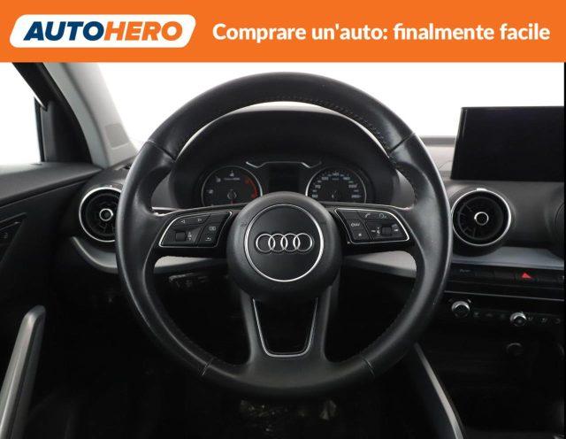 AUDI Q2 30 TDI S tronic Identity Black
