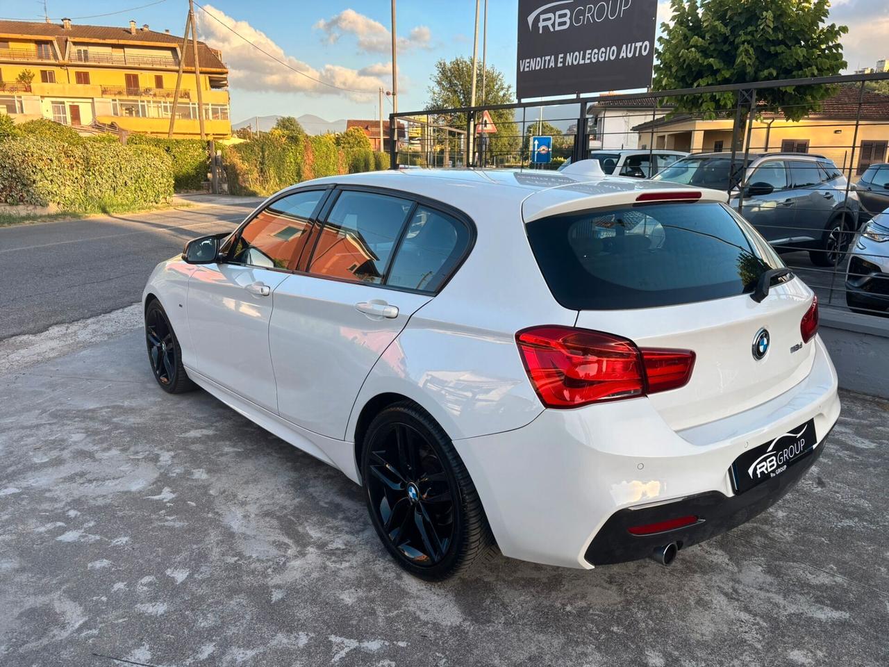 Bmw 118 118d 5p. Msport