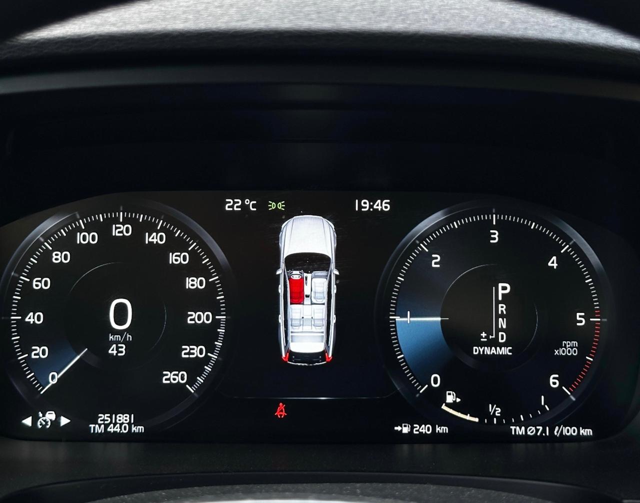 Volvo V90 D4 AWD Geartronic R-design