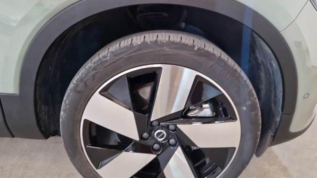 VOLVO C40 Recharge Twin Motor Awd 1St Edition