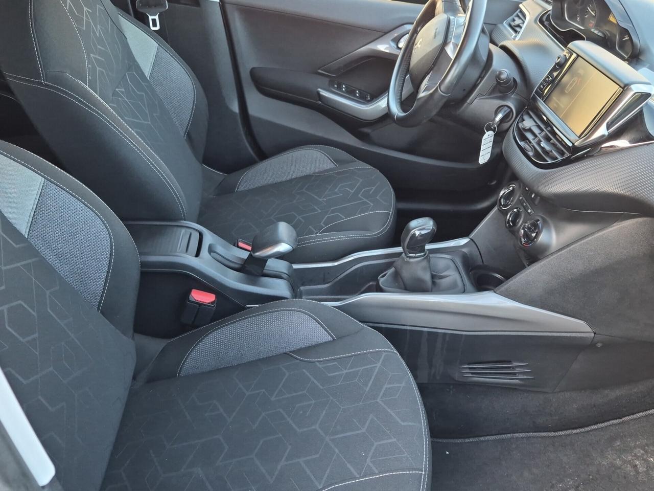 Peugeot 2008 BlueHDi 100 S&S Allure