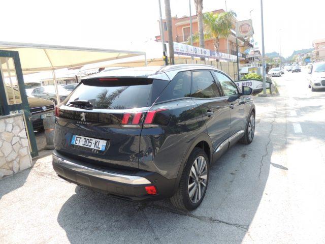 PEUGEOT 3008 BlueHDi 120 S&S Allure