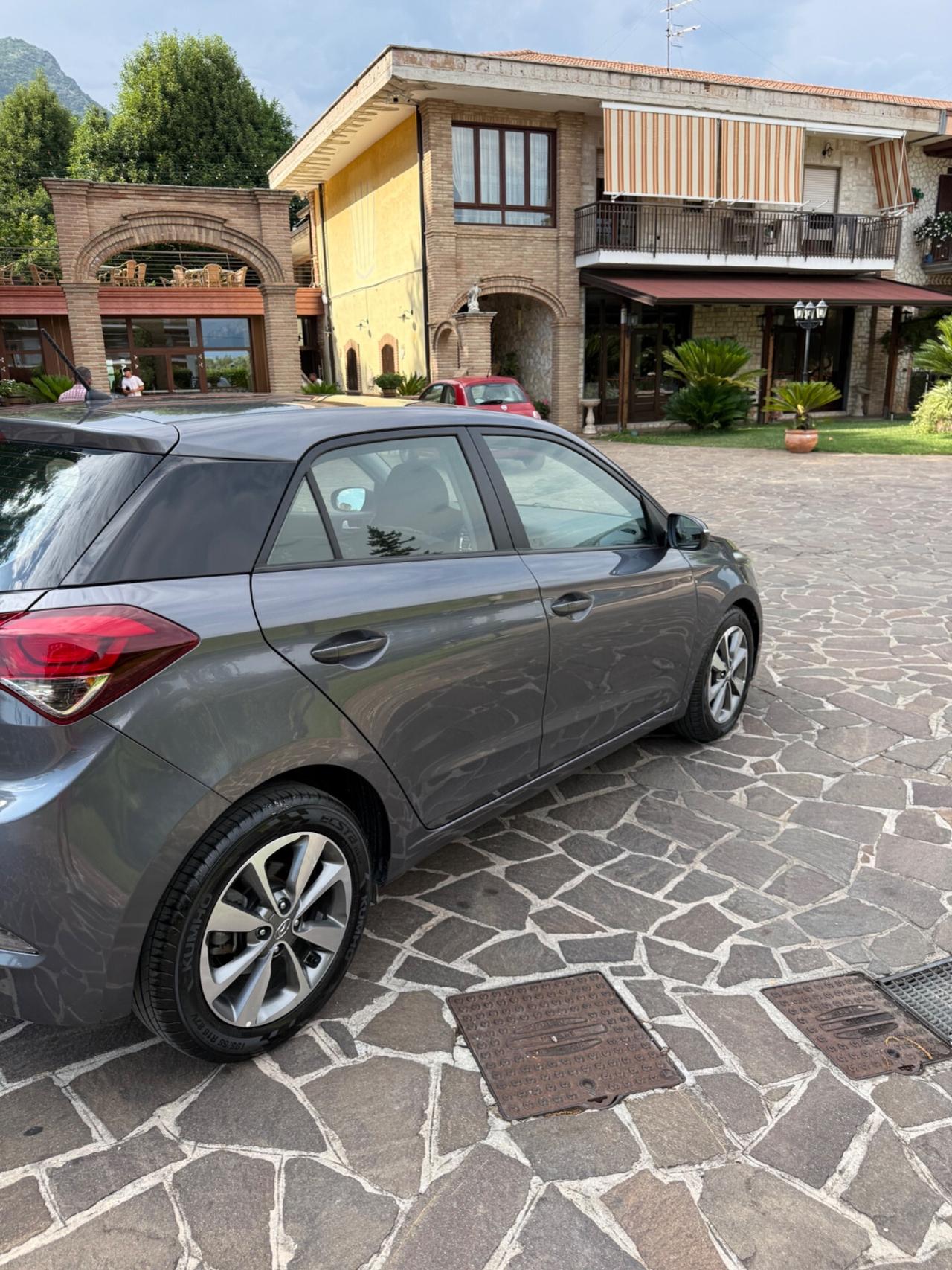 Hyundai i20 1.1 diesel anno 2015