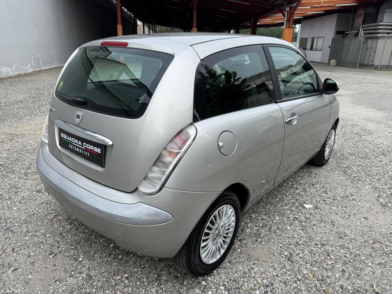 Lancia Ypsilon 1.2 GPL