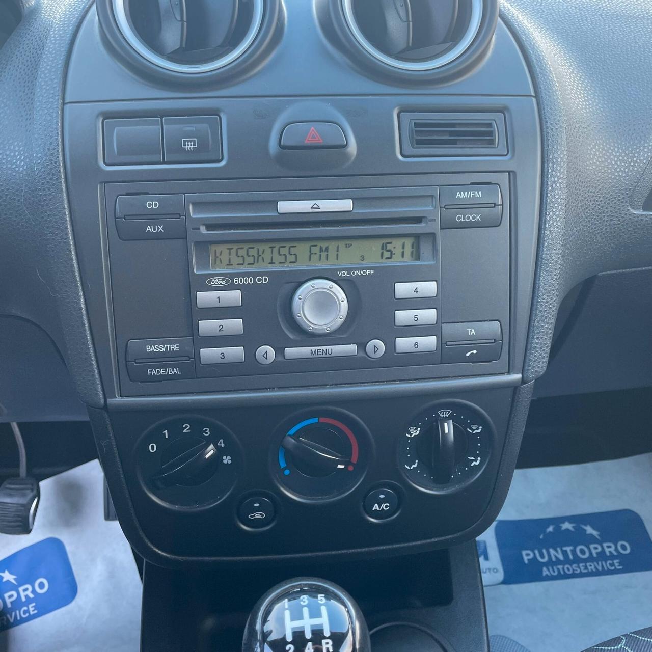 Ford Fiesta 1.2 16V 5p. Ghia