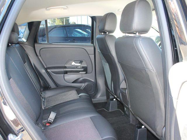 MERCEDES-BENZ GLA 200 d Automatic Business