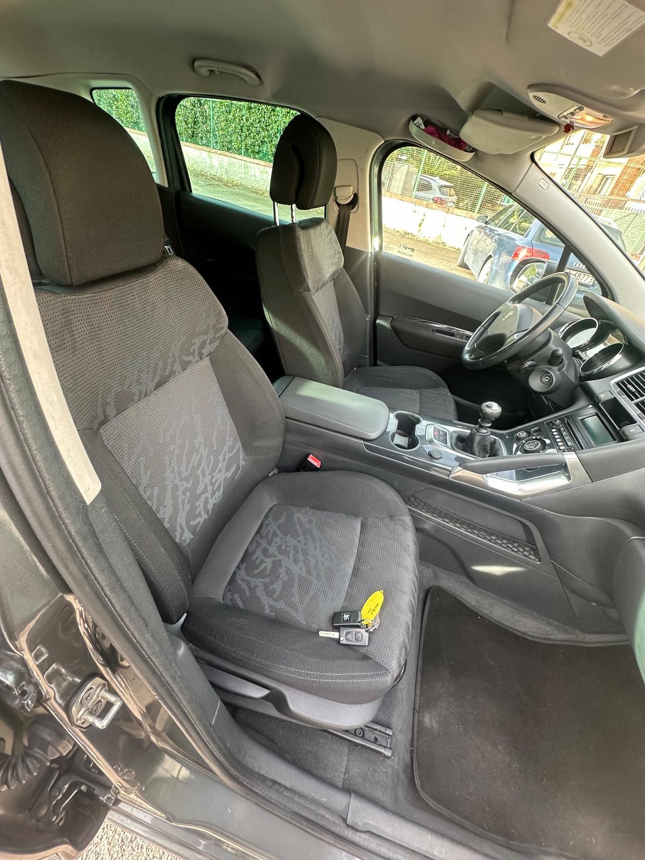 Peugeot 3008 1.6 HDi 110CV Business