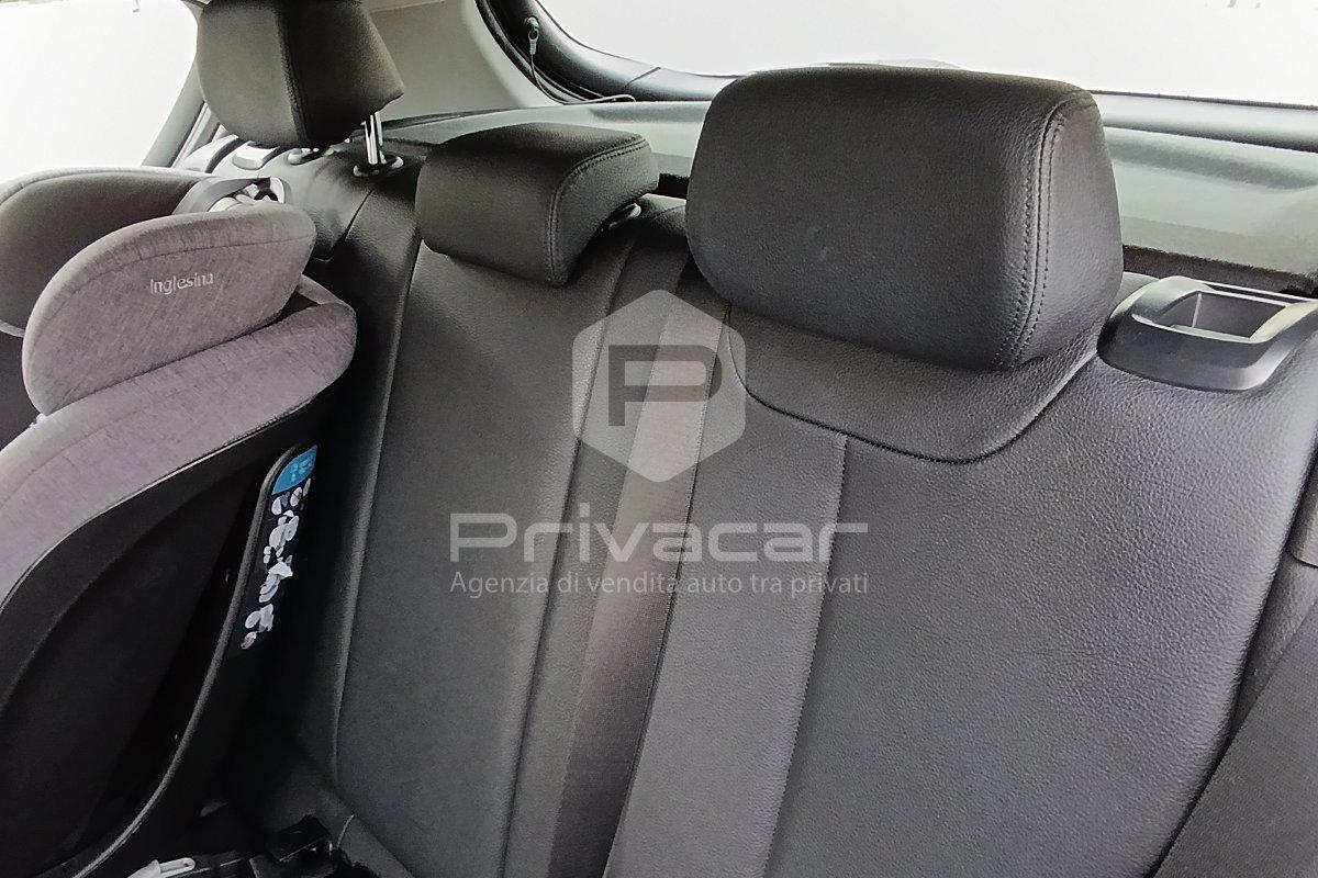 BMW 118d 5p. Advantage