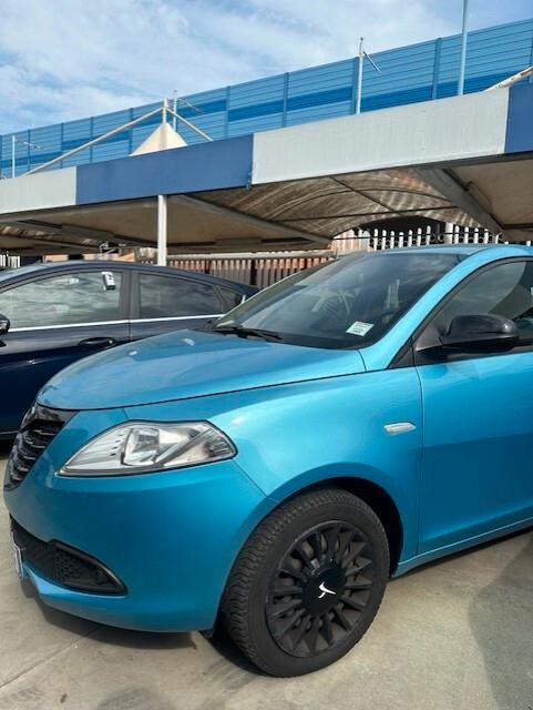 LANCIA YPSILON 1,3 MJ 95CV