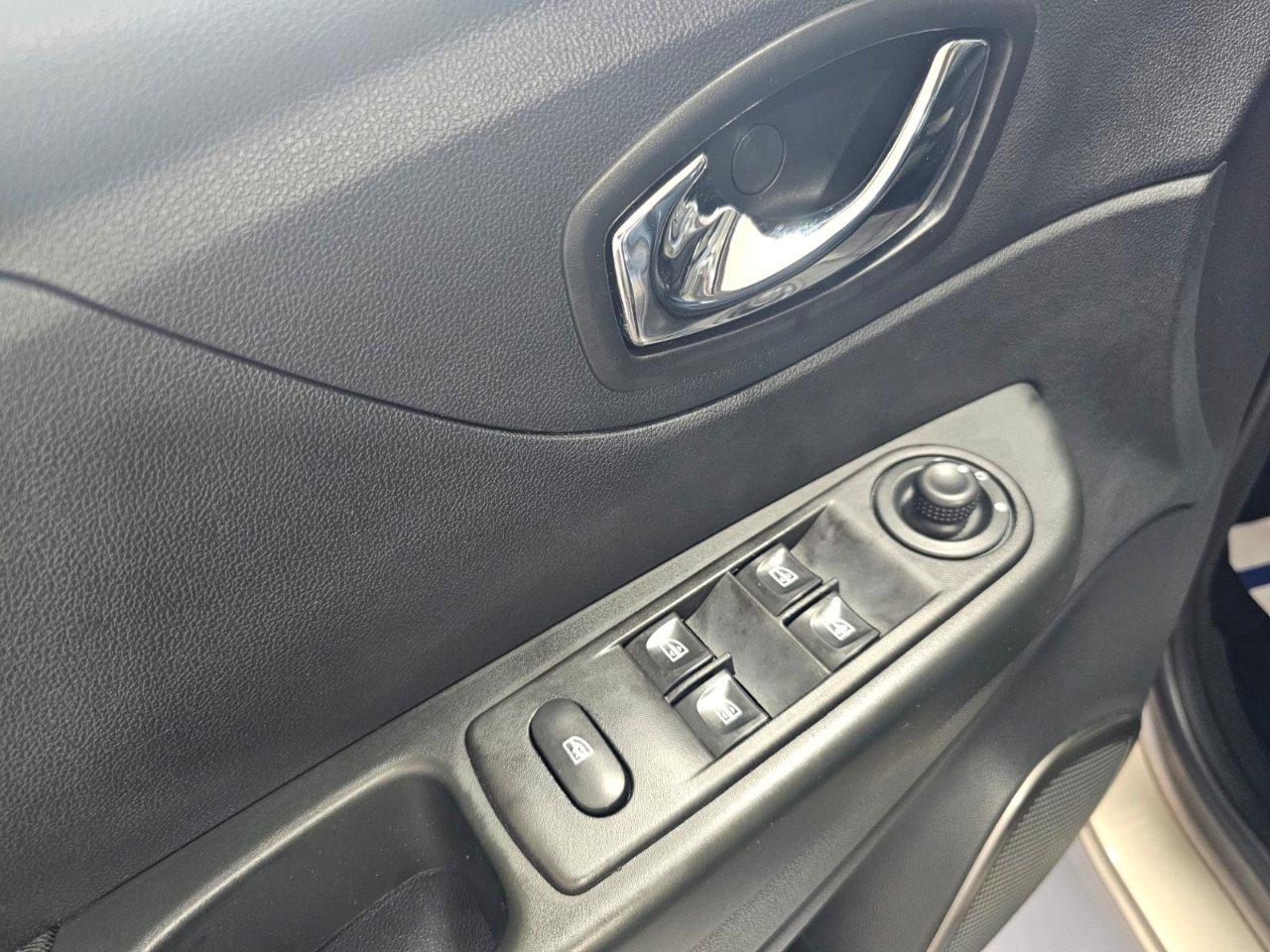 Renault Captur 1.5 dci Iconic 90cv