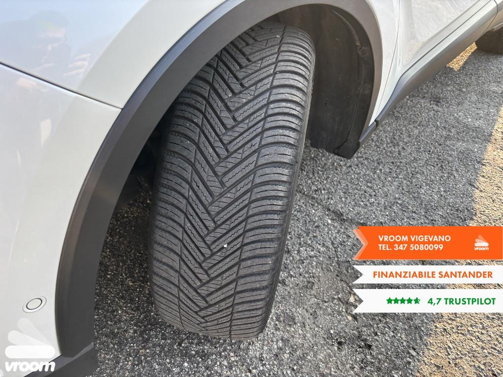 TOYOTA C-HR (2016-2023) C-HR 1.8 Hybrid E-CVT L...