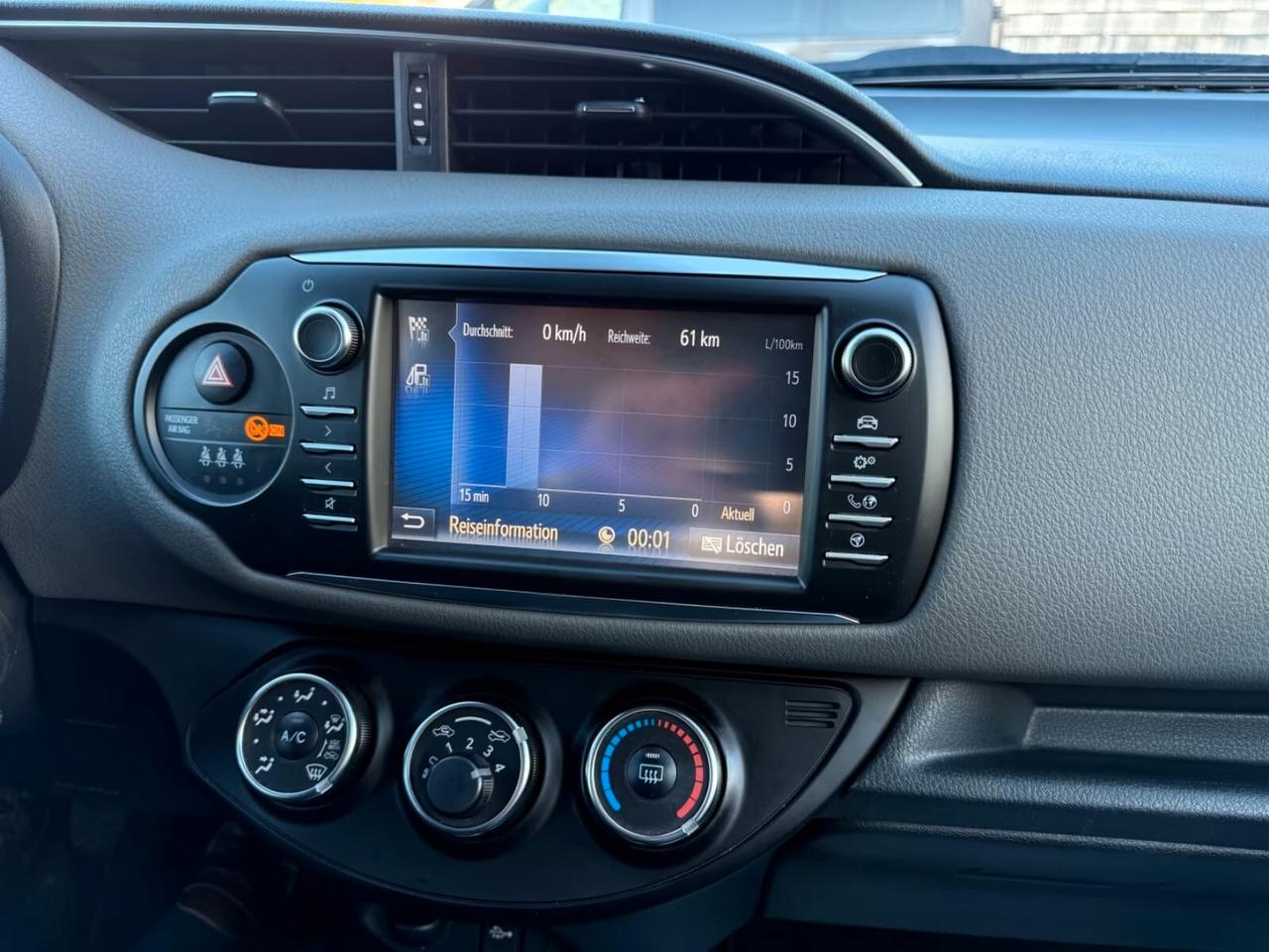 Toyota Yaris 1.0 5 porte Business