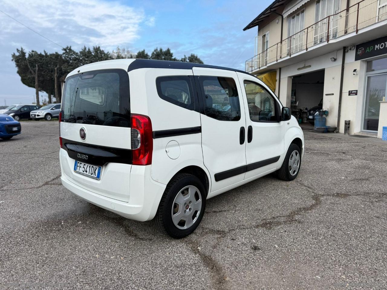 FIAT QUBO 1.4 8V 77 CV Lounge Natural Power