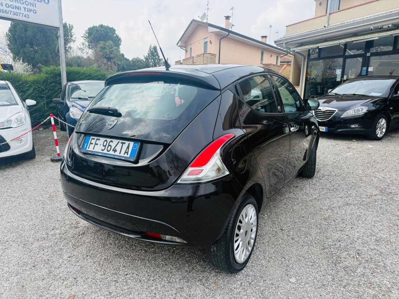 Lancia Ypsilon 1.2 69 CV 5 porte GPL Ecochic Gold