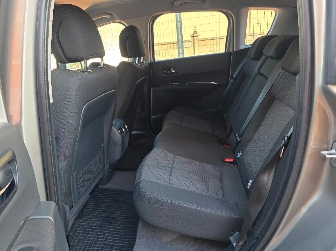 Peugeot 3008 1.6 HDi 110CV Premium