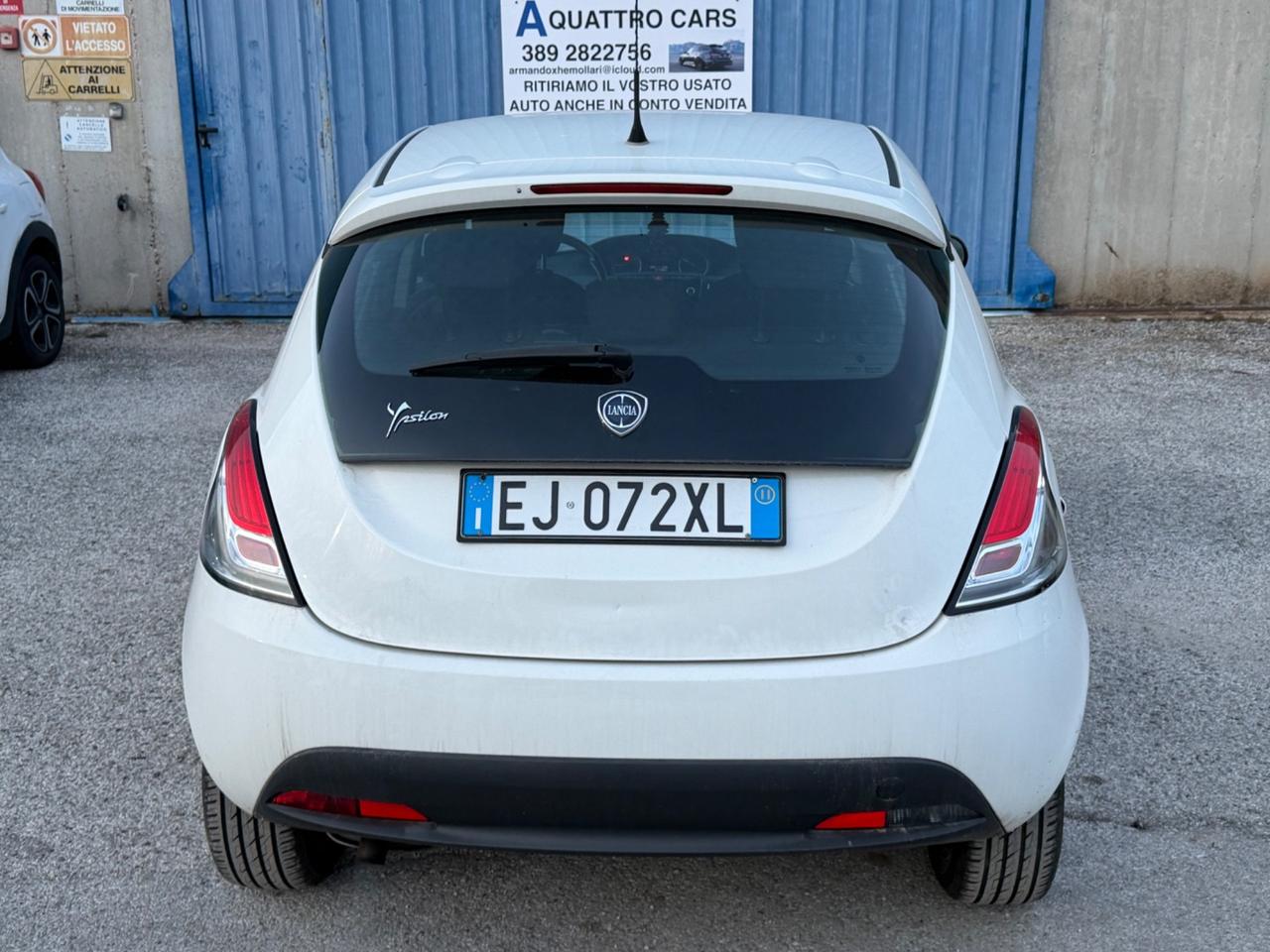 Lancia Ypsilon 1.3 MJT 75 CV Platino