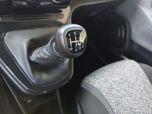 LANCIA Ypsilon 1.0 FireFly 5 porte S&S Hybrid Ecochic Silver