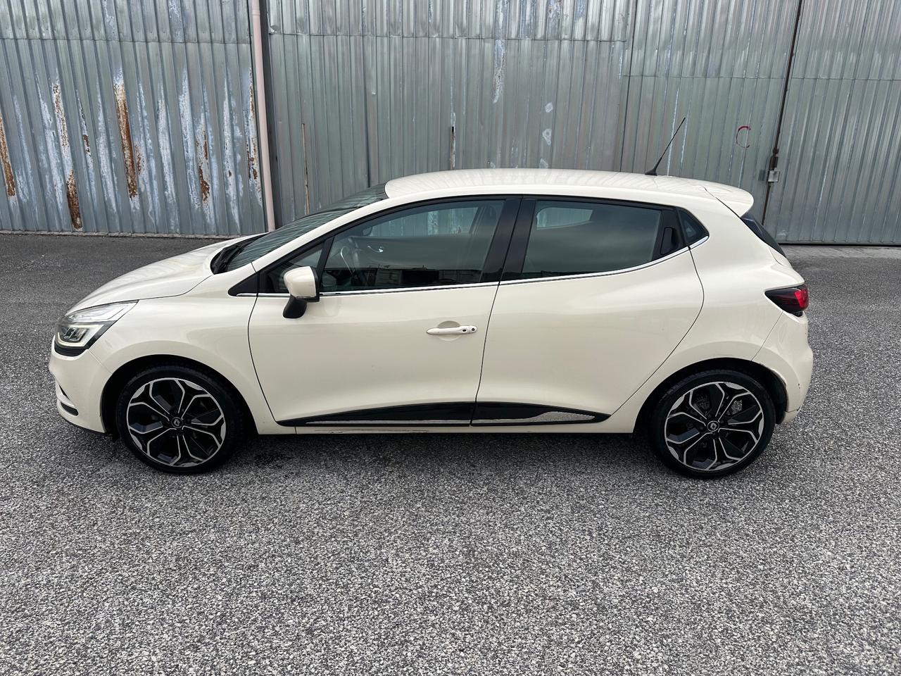 Renault Clio dCi 8V 90CV Start&Stop 5 porte Energy Intens
