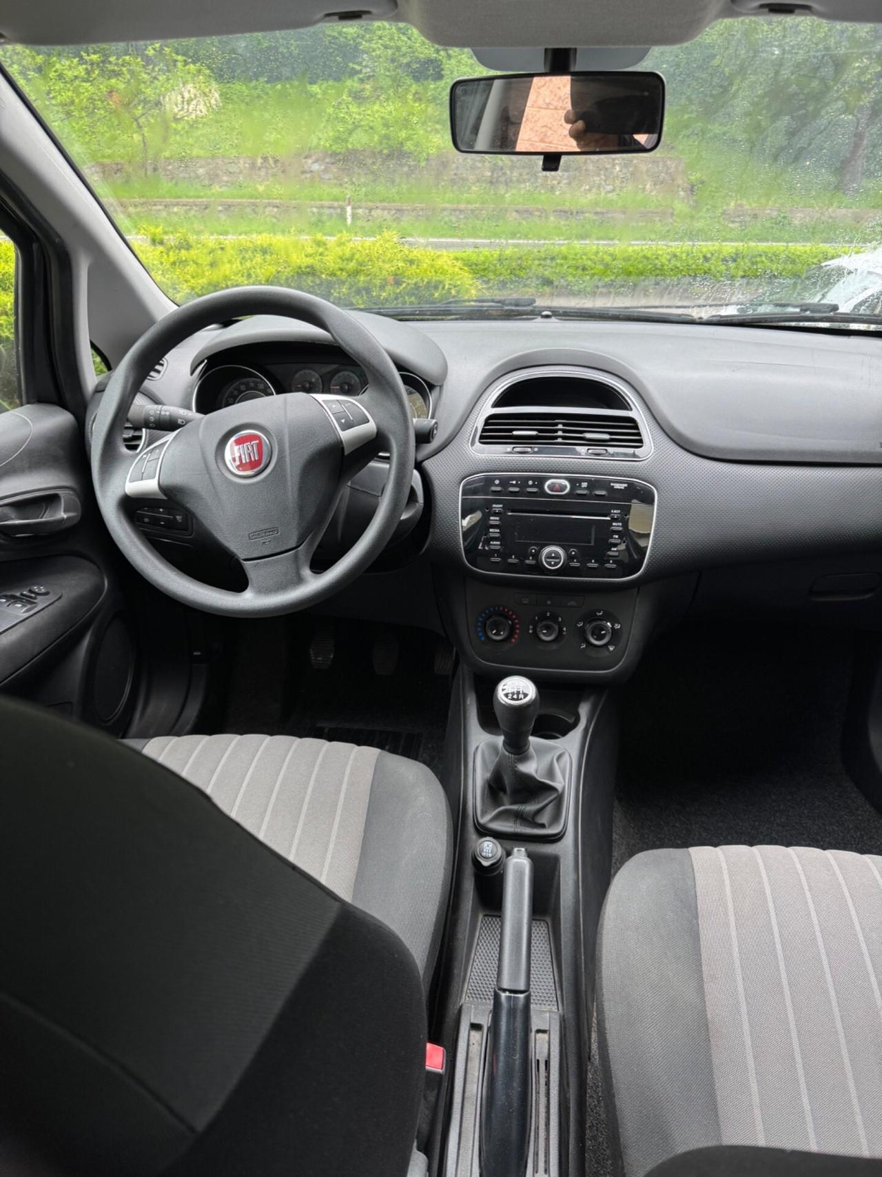 Fiat Punto 1.3 MJT II S&S 95 CV 5 porte Street