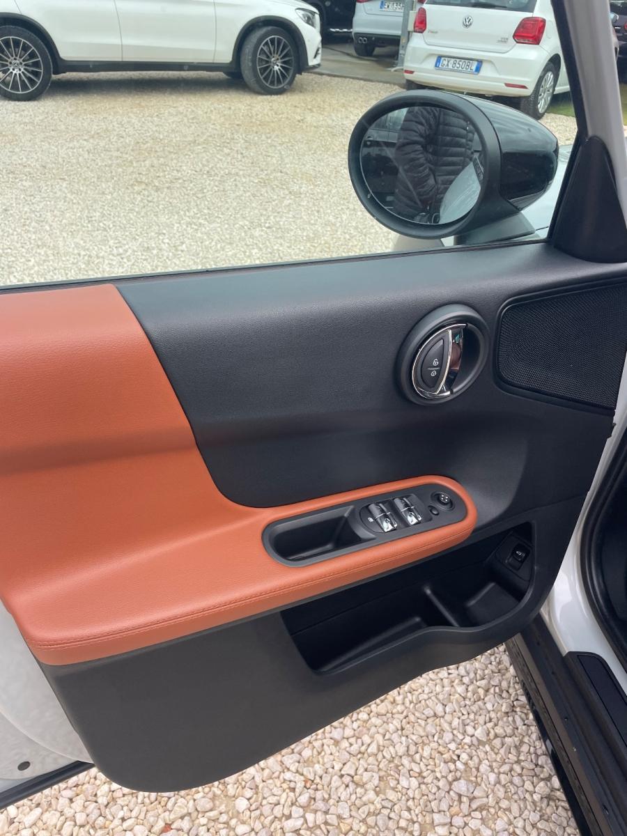 MINI - Countryman - Mini One D Northwood Edition