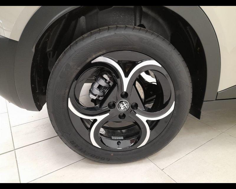 Alfa Romeo Junior Ibrida My25 Ibrida Speciale 1.2 145cv Hybrid Edct6