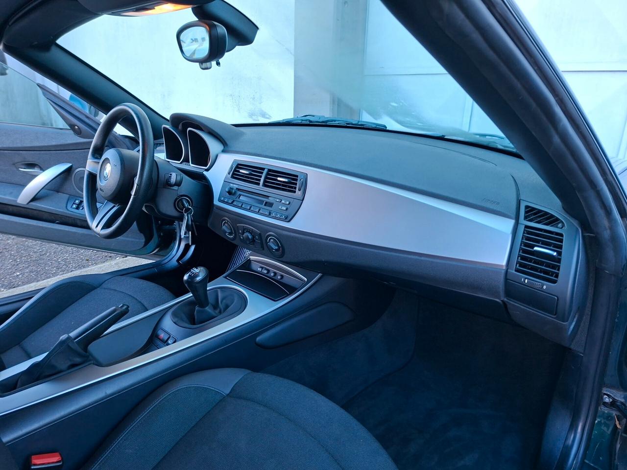 Bmw Z4 roadster 2.0i *VERDE TIEFGRUN*