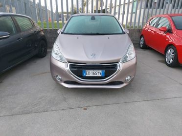 PEUGEOT 208 1.4 8V HDi 68CV 5p. Allure