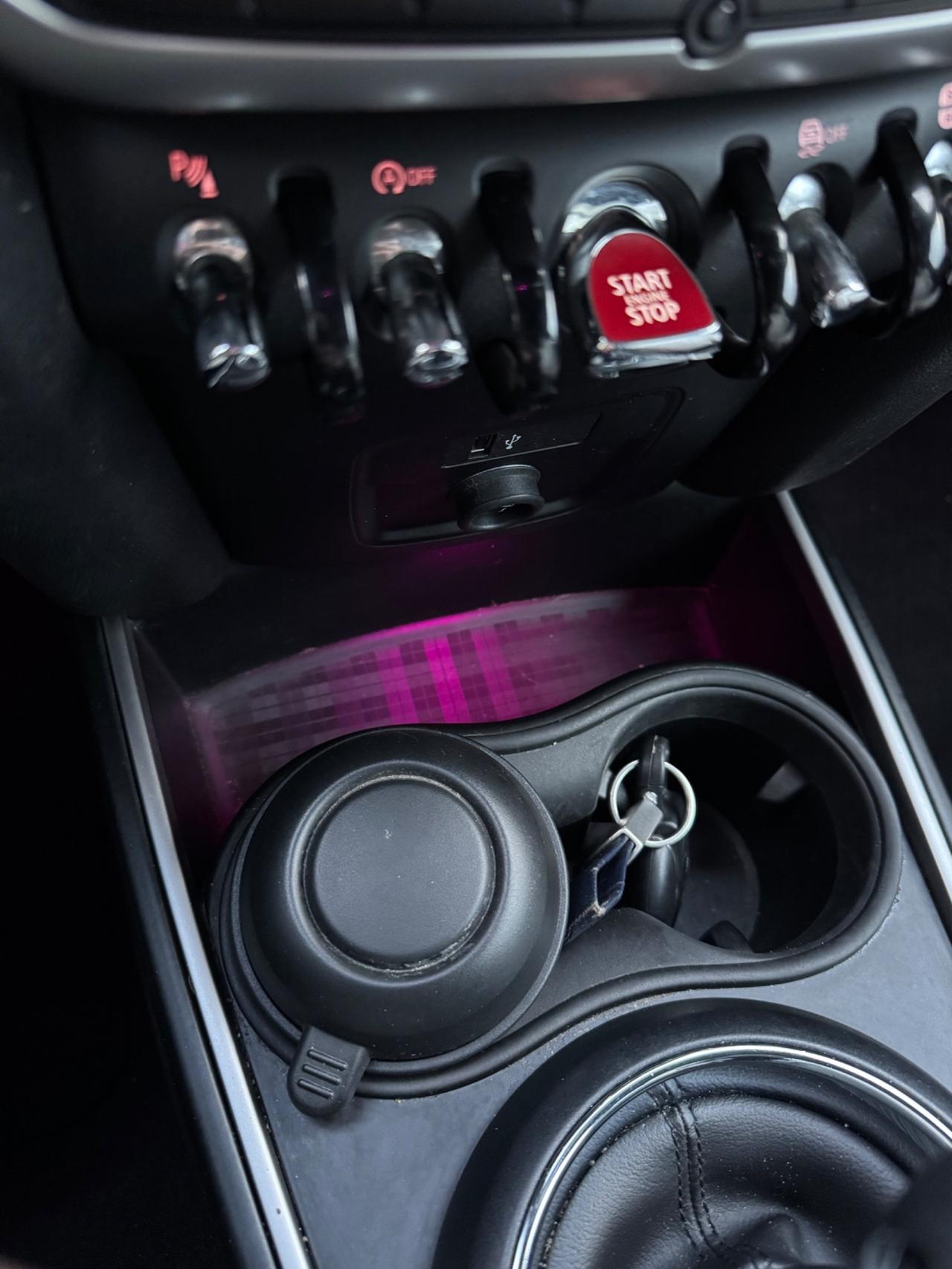 Mini Countryman 2.0 Cooper D NAVI/PELLE FARI LED