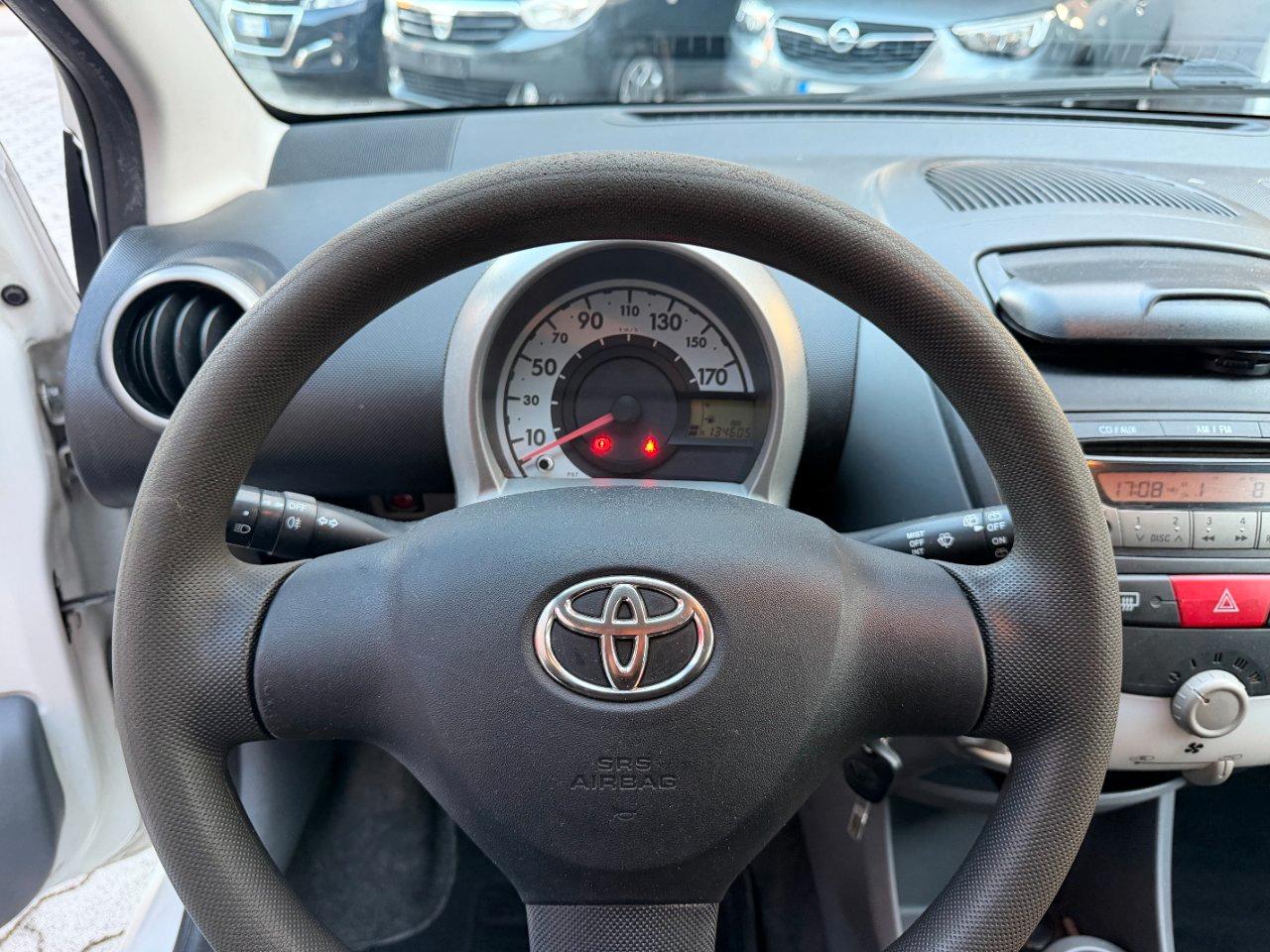 Toyota Aygo 5 Porte Aygo 5p 1.0 Sol Connect IDONEA NEOPATENTATI