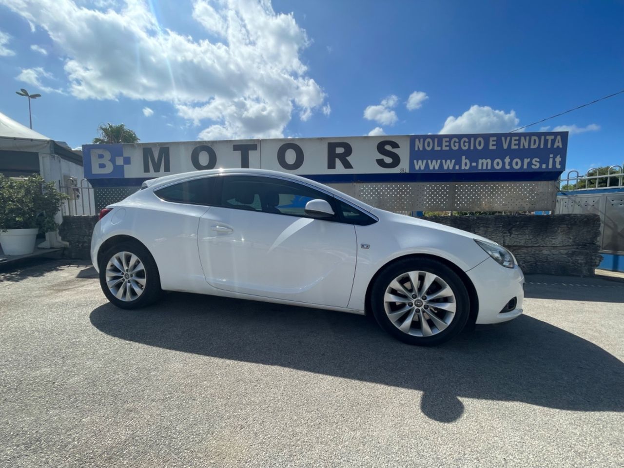 Opel Astra GTC 1.7 CDTI 130CV S&S 3 porte Cosmo