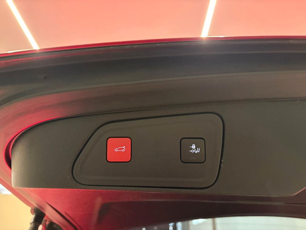 Peugeot 3008 2000cc BlueHDi 177cc S&S EAT8 GT